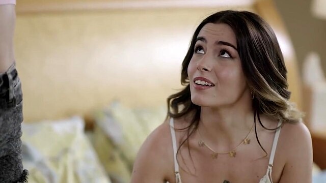 SWEETHEART VIDEO - Olivia Jayy, Chanel Camryn And Millie Morgan Crave Three-Way Pussy Action