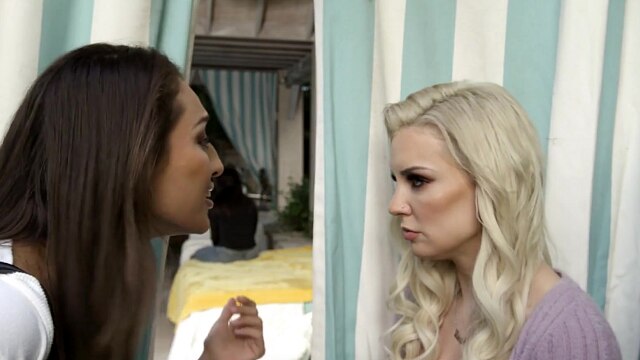 GIRLSWAY - Bella Rolland & MILF Kenzie Taylors Kindness Turns Into Hot 3-Way With Whitney Wright