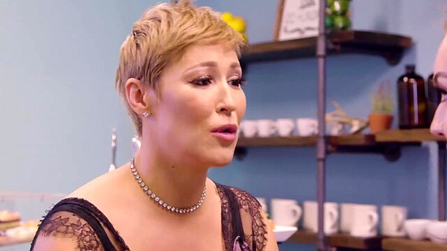 MOMMY'S GIRL - Naturally Stacked Ryan Keely Has A Huge Kink For Her Stepdaughter's Feet And Pussy