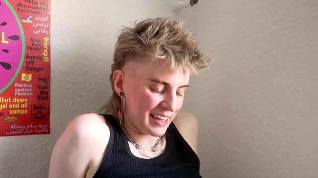 horny amateur dykes kitchen quickie - girl on girl hot kissing