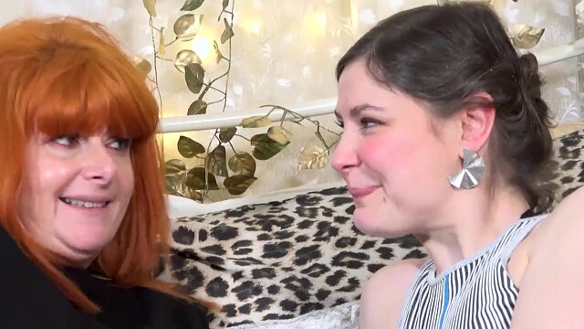OLDNANNY Mature Lesbian Melanie Taylor And Aurora Frost Pussy Licking Masturbation
