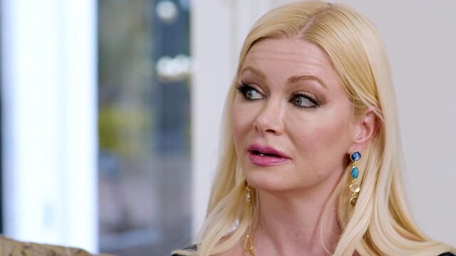 GirlsWay - Horny Realtor Alison Rey is caught masturbating by client MILF Serene Siren