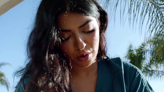 ALL GIRL MASSAGE - Gorgeous Vanna Bardot Gets Hot Massage In A Resort By Hot Masseuse Jasmine Sherni