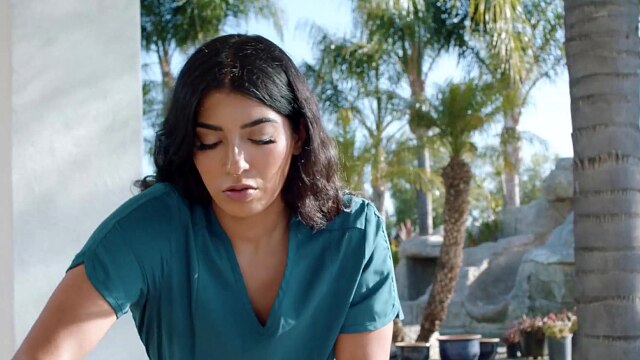 FANTASY MASSAGE - Hot Babe Vanna Bardot Fucks With Her Sexy Masseuse Jasmine Sherni In A Resort