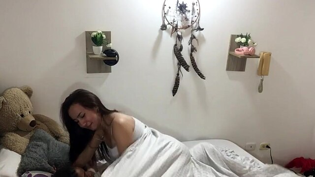 I have sex with a MILF until I orgasm