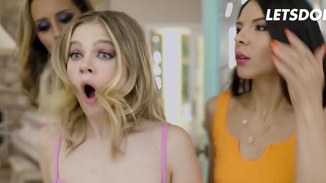 Sexy Babes Coco Lovelock, Kylie Le Beau & Milana Ricci Filthy Lesbian Session - A GIRL KNOWS