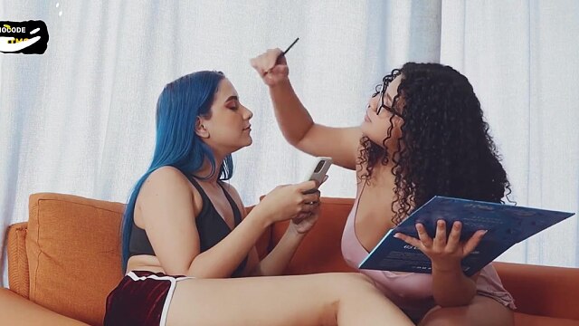 Comparing pussies with my roomie ends in scissoring, her first lesbian experience