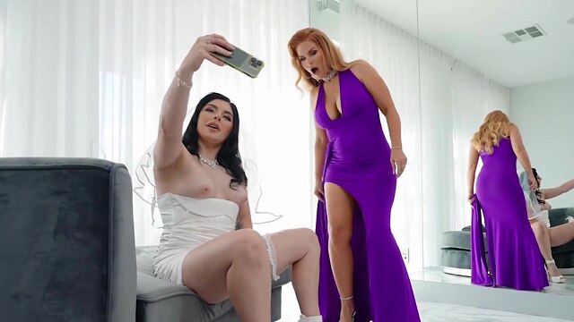 REALITY KINGS - Keira Croft & Her Mother-In-Law Sedona Reign Fuck On Their Dildos Before The Wedding