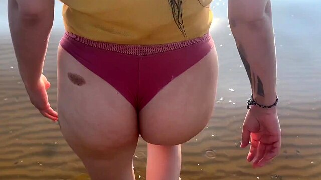 Wow! Met my younger stepsister at the beach, teased in the cabin and ended up having rough sex